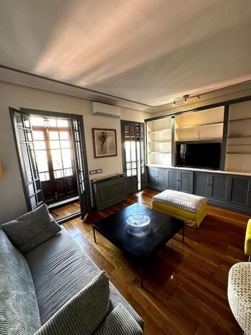 Apartamento Con Parking En Centro De Madrid-Chamberi Exterior foto